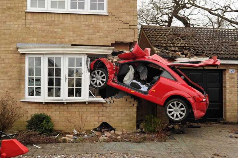 Car Crash Car Crash